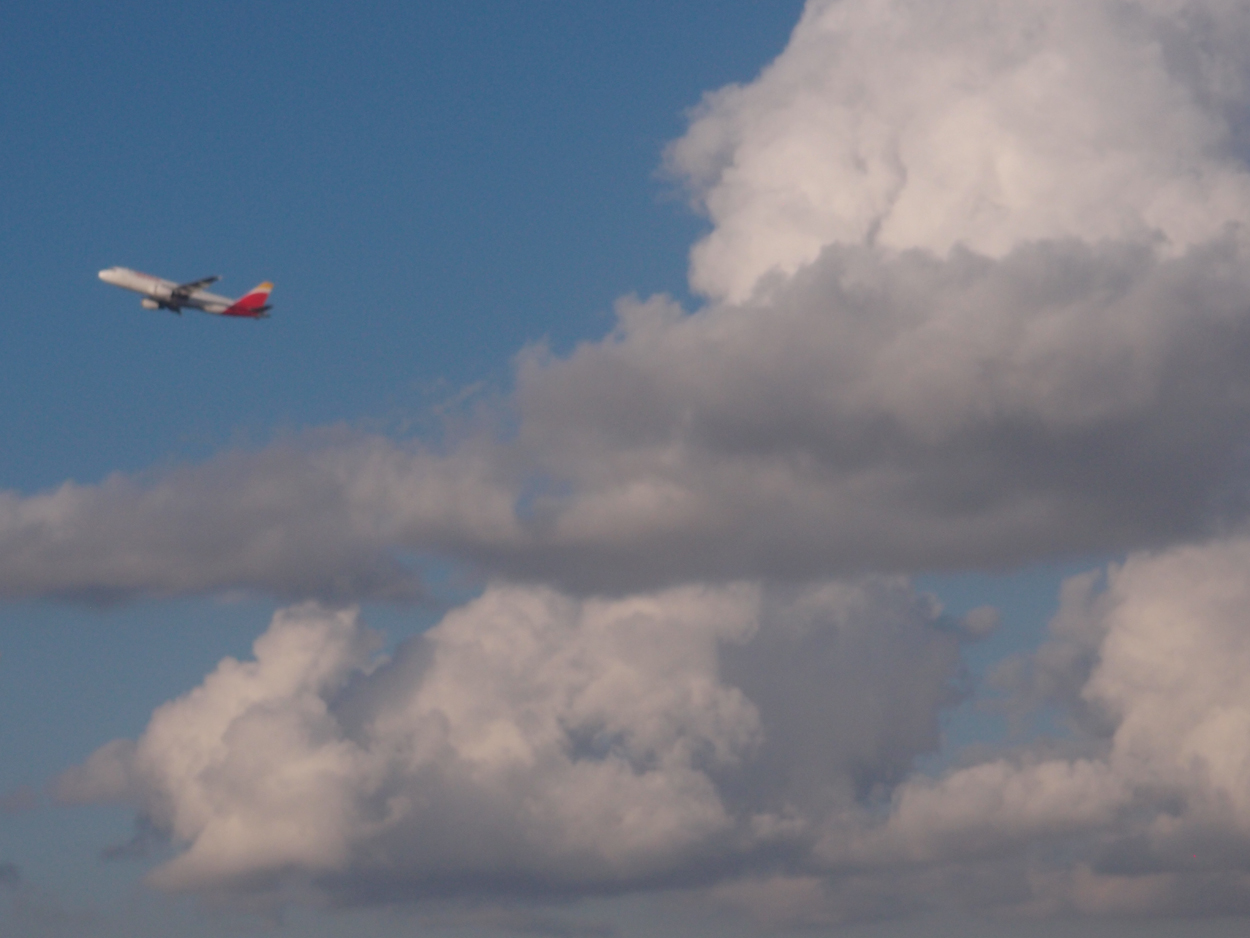 2016-02-23 London Heathrow (Audio & Video)